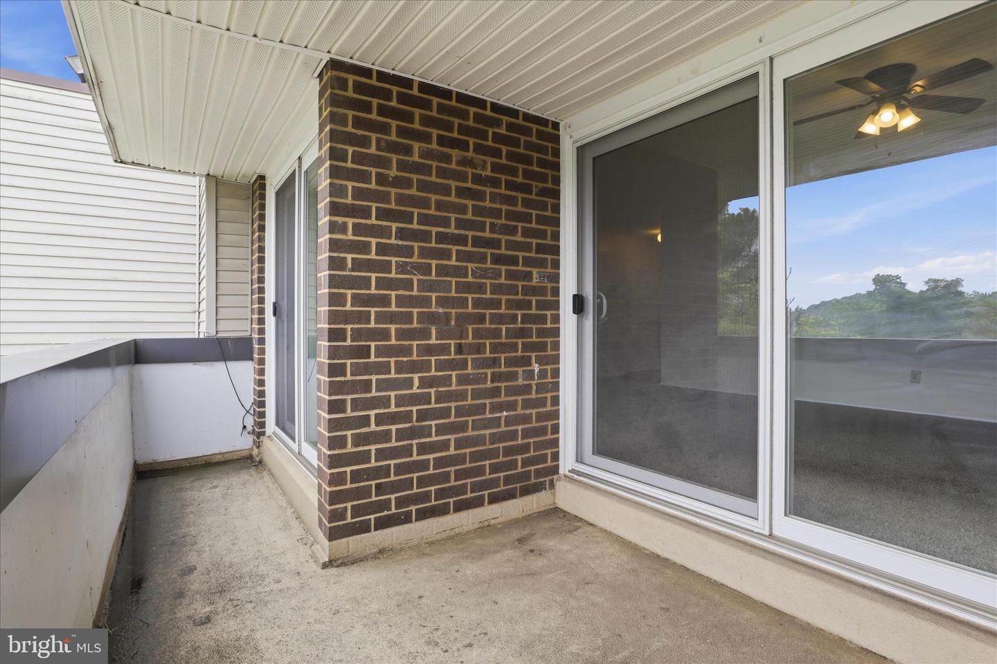 10214 Prince Pl #8-202 Property Photo 25