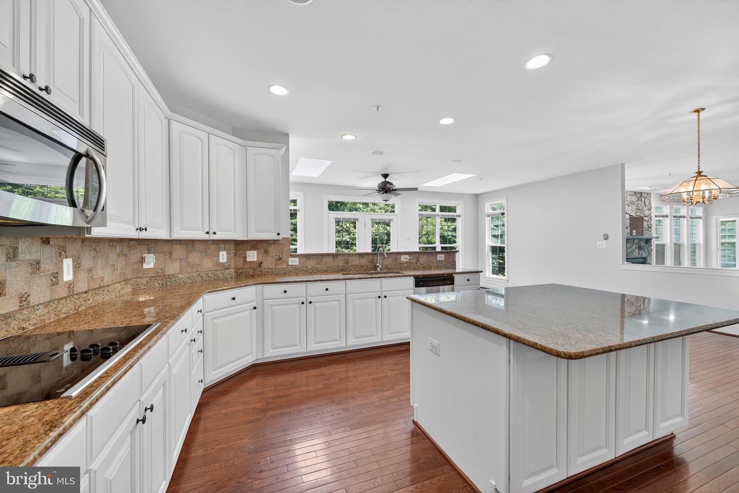 13330 Lenfant Dr Property Photo 10