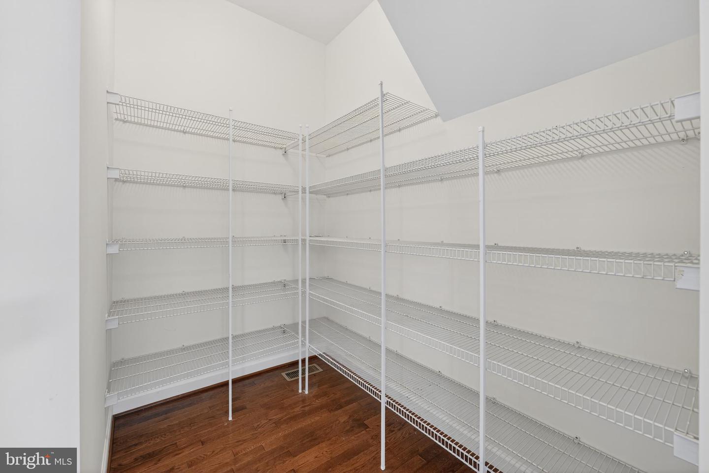 13330 Lenfant Dr Property Photo 14