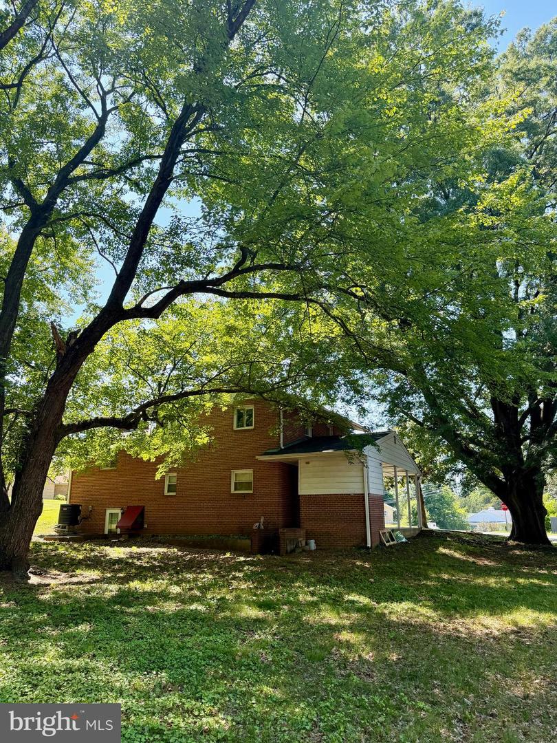 25 Panorama Dr Property Photo 3