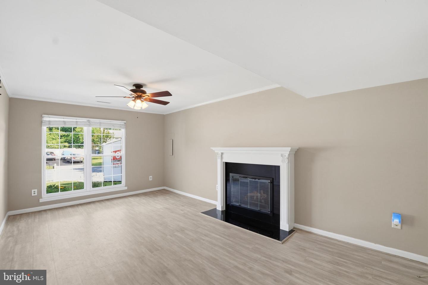 4110 Nesconset Dr Property Photo 15