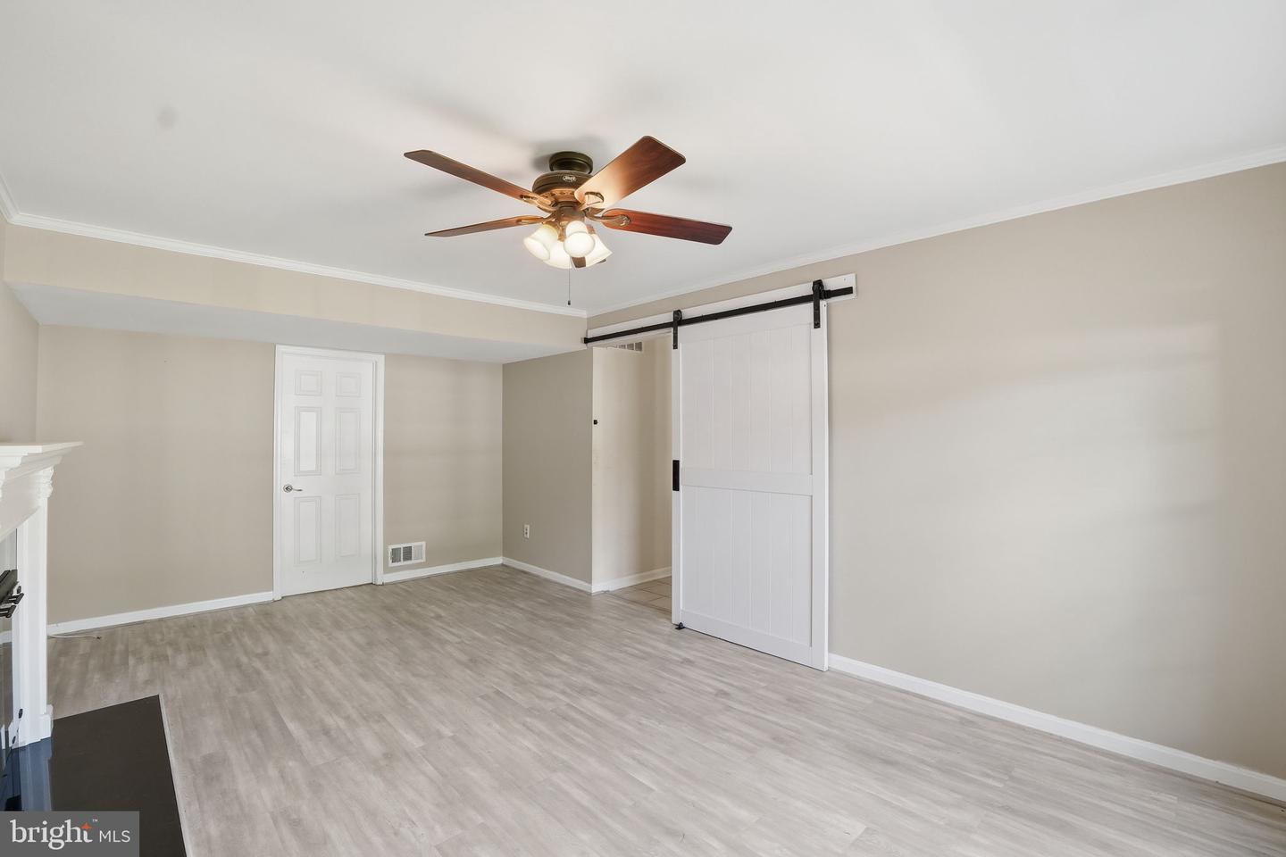 4110 Nesconset Dr Property Photo 17