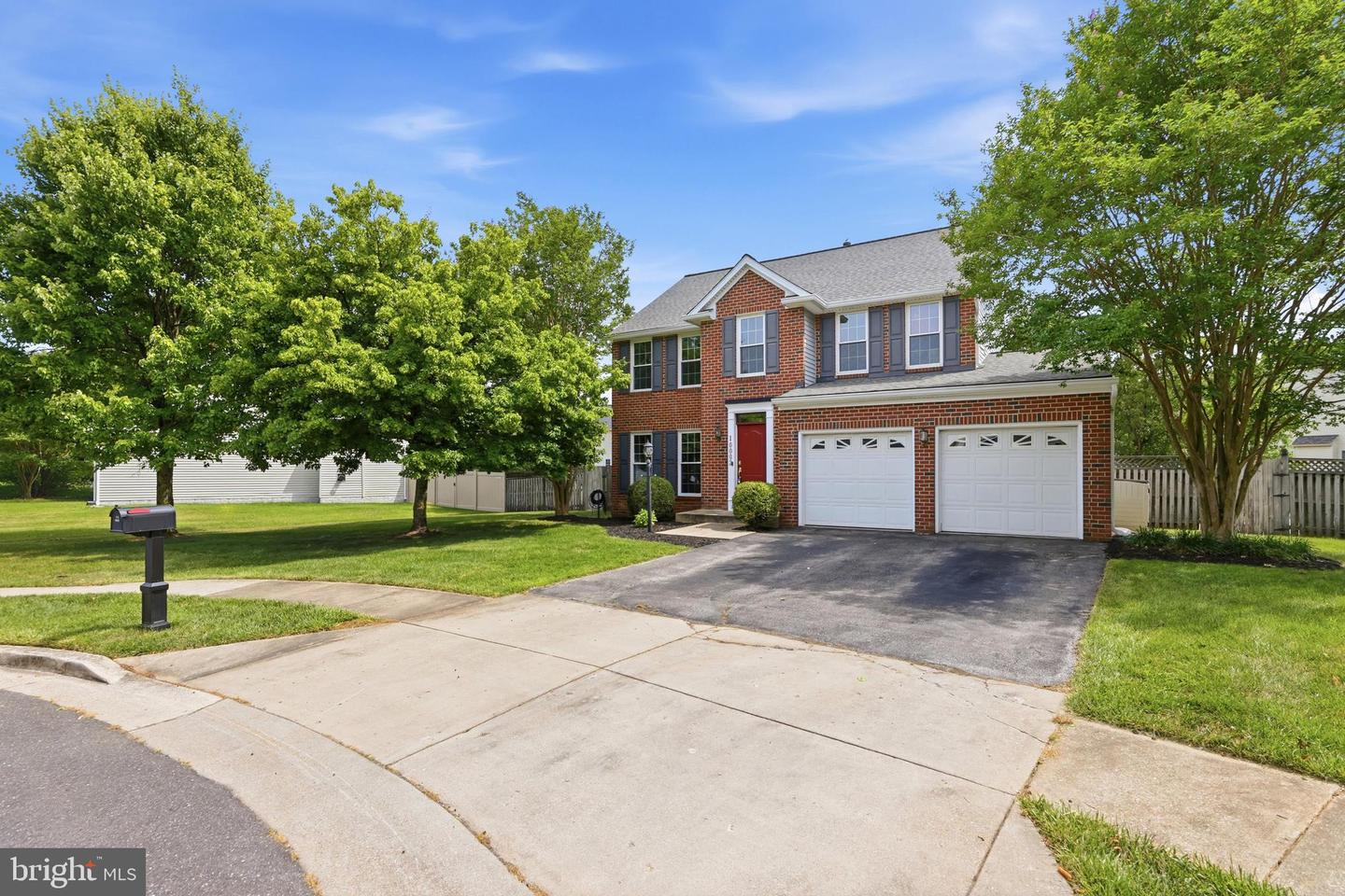 10003 Goose Pond Ct Property Photo 2