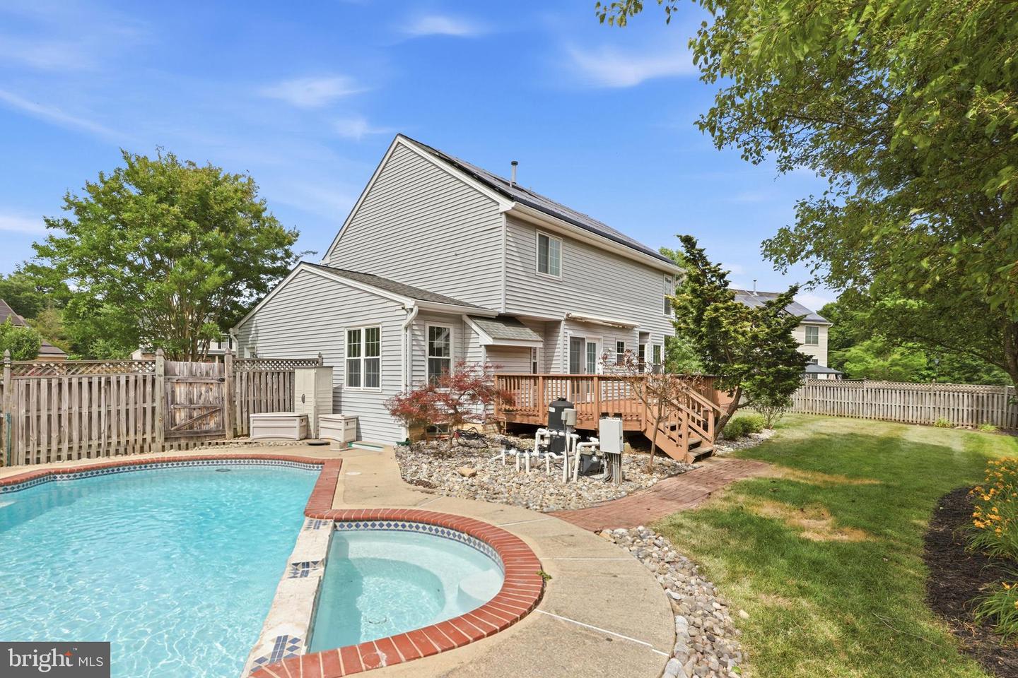 10003 Goose Pond Ct Property Photo 14