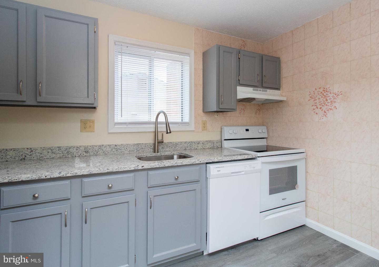 14175 Spring Branch Dr Property Photo 6