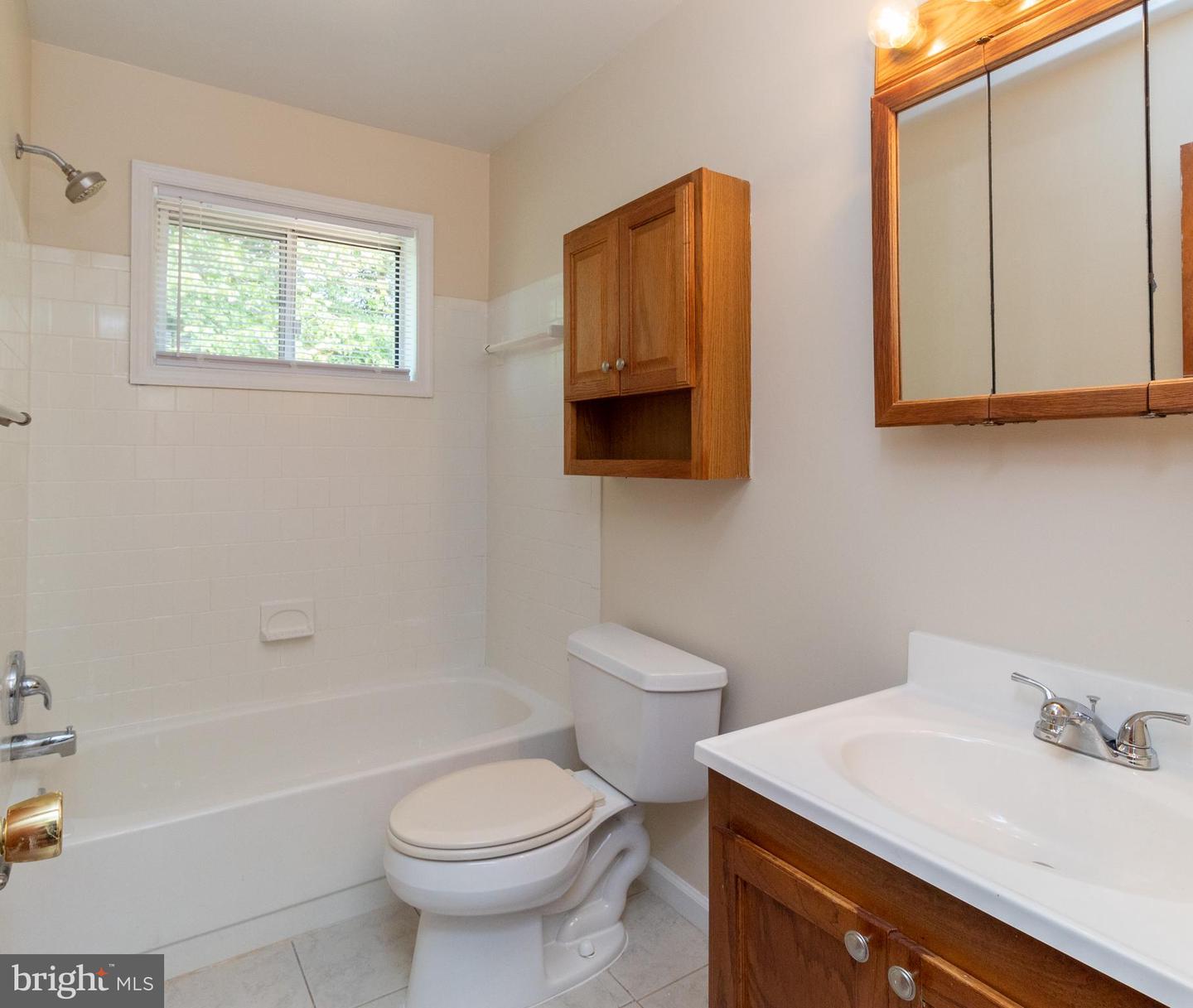 14175 Spring Branch Dr Property Photo 9