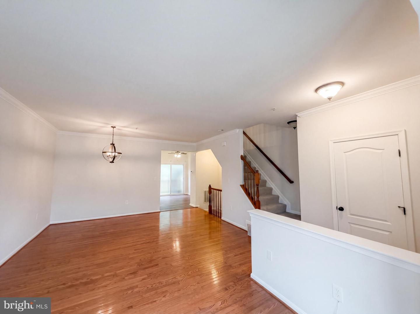 15513 Kennett Square Way Property Photo 8