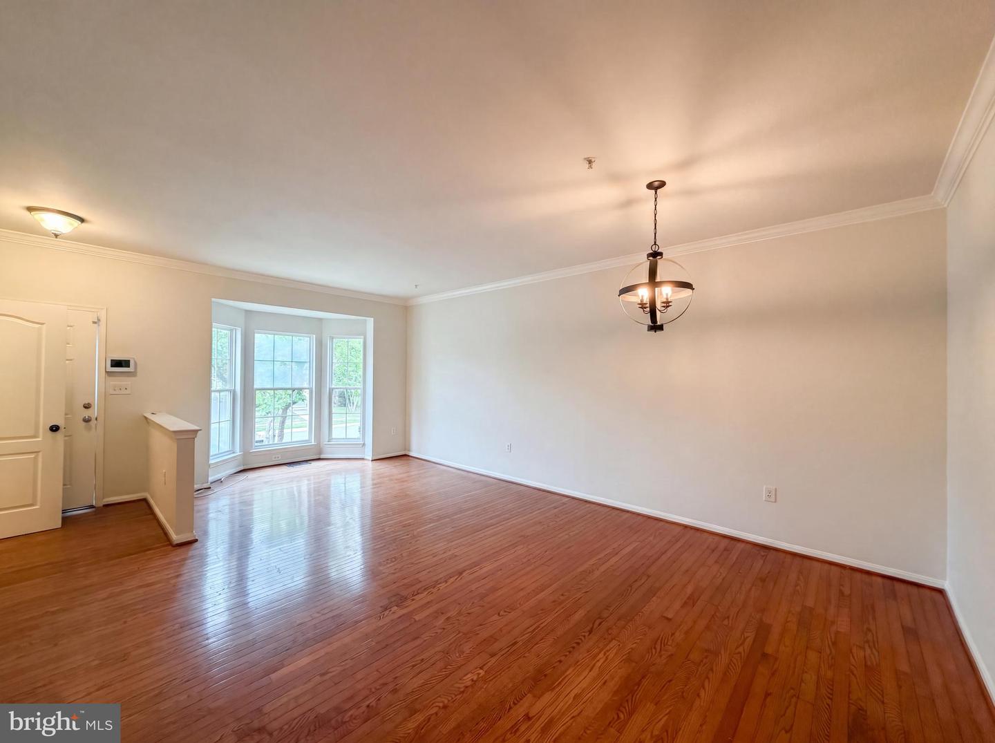 15513 Kennett Square Way Property Photo 9