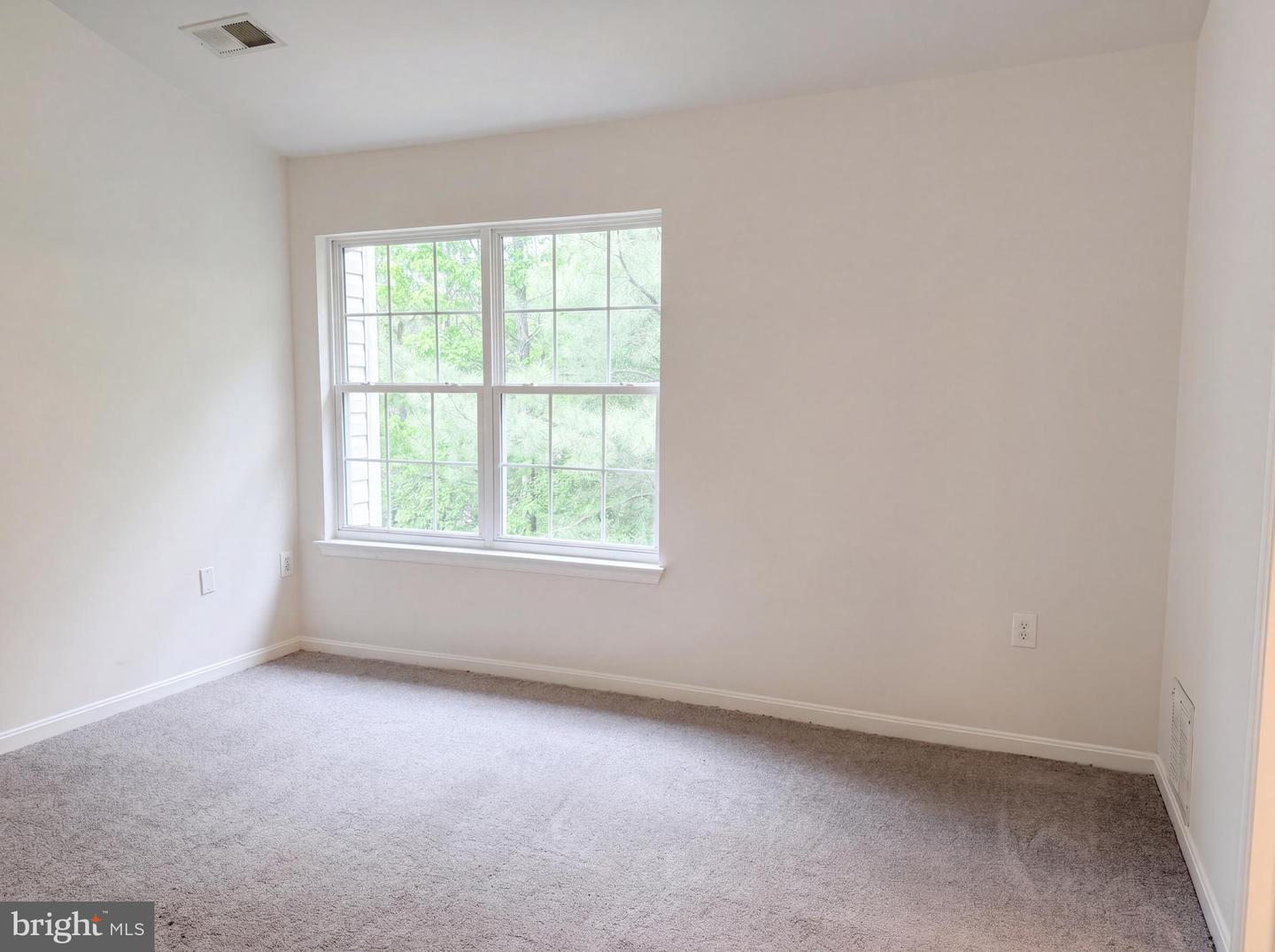 15513 Kennett Square Way Property Photo 15