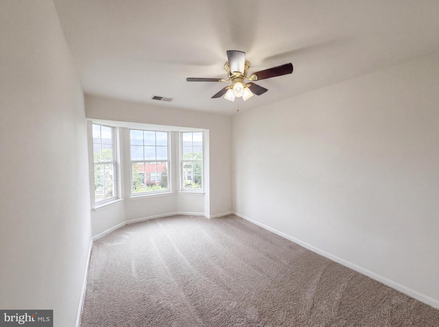 15513 Kennett Square Way Property Photo 20