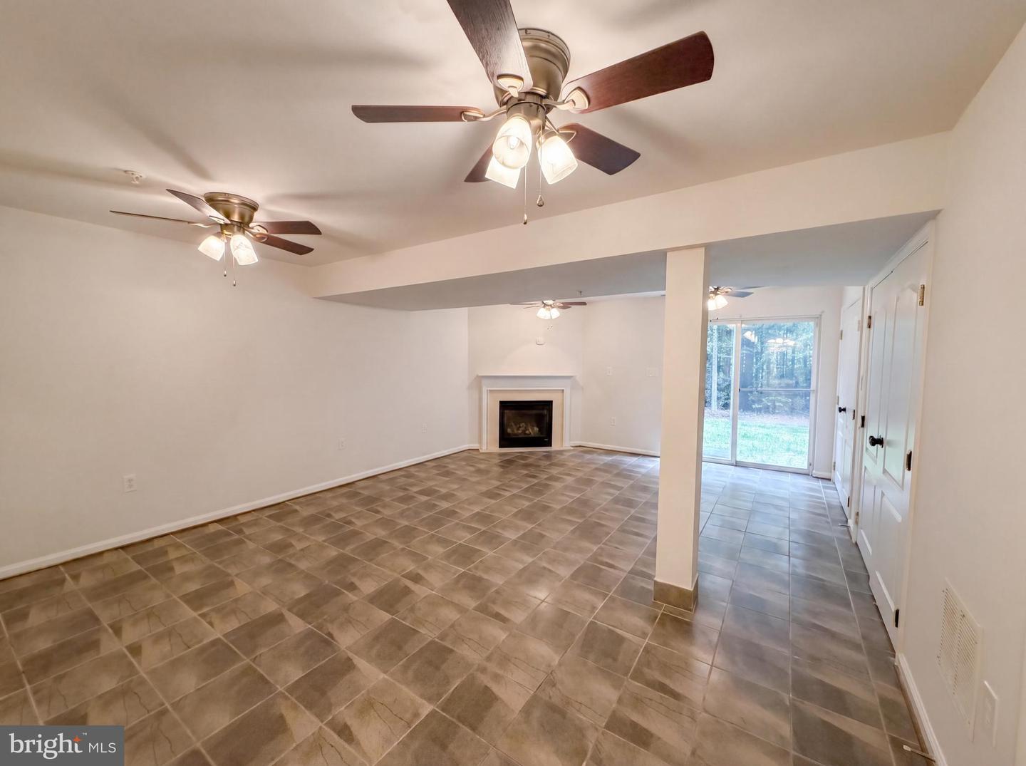15513 Kennett Square Way Property Photo 32