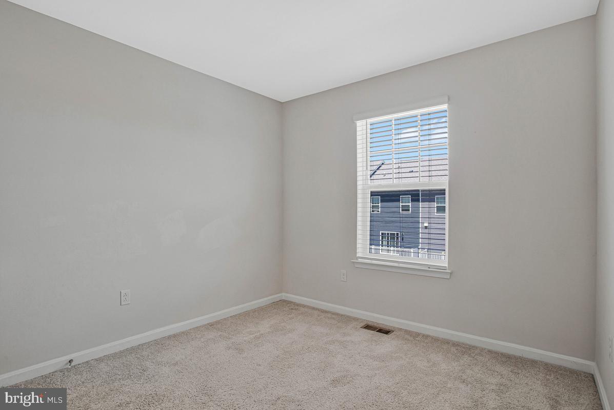 9608 Fagan Dr Property Photo 17