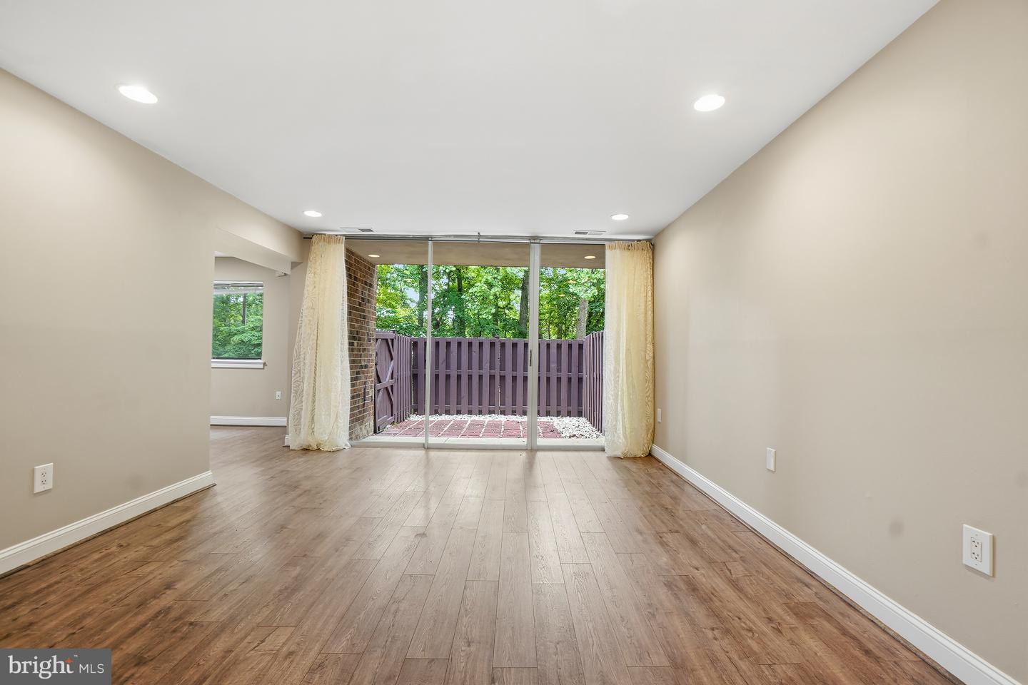 8487 Greenbelt Rd Property Photo 5