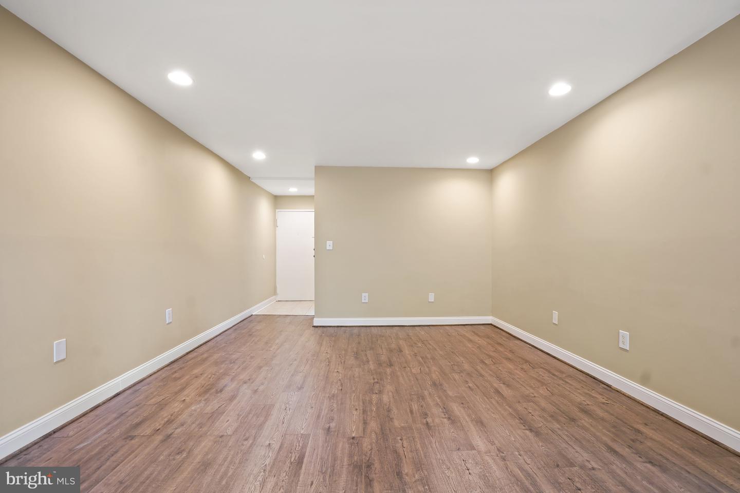 8487 Greenbelt Rd Property Photo 6