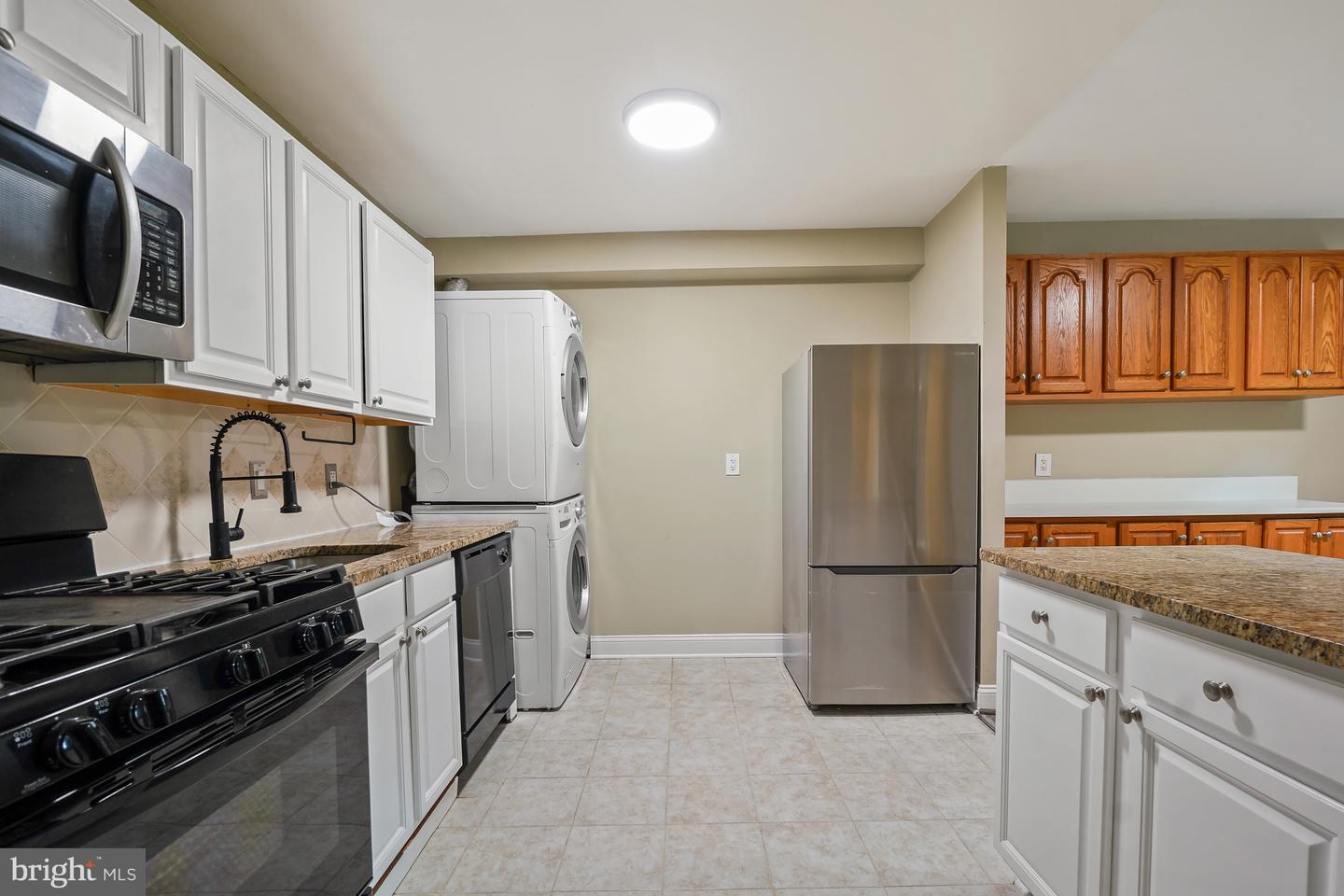 8487 Greenbelt Rd Property Photo 11