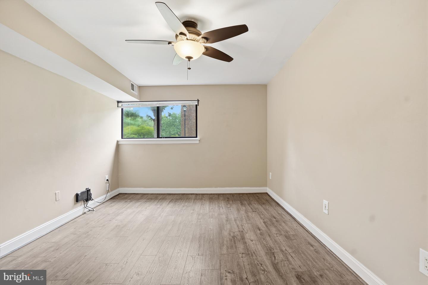 8487 Greenbelt Rd Property Photo 21
