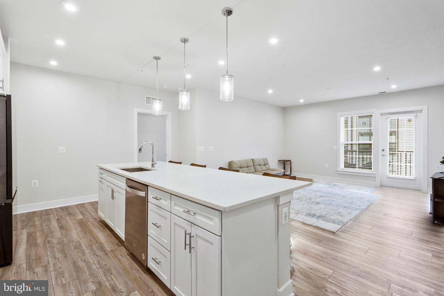 102 Saint Ives Pl #308 Property Photo 17
