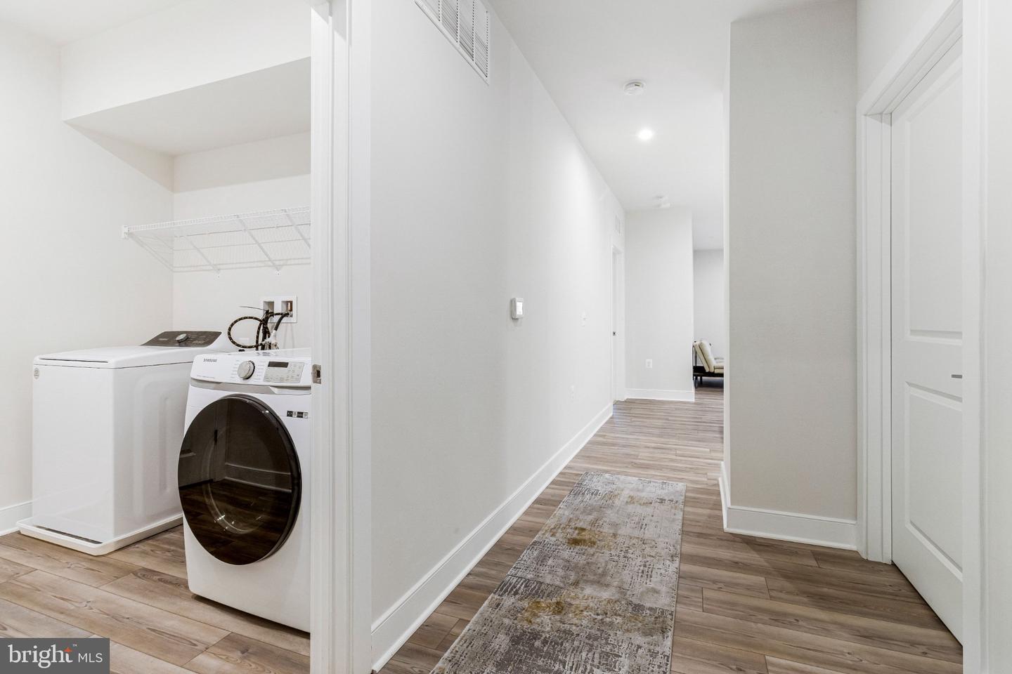 102 Saint Ives Pl #308 Property Photo 24