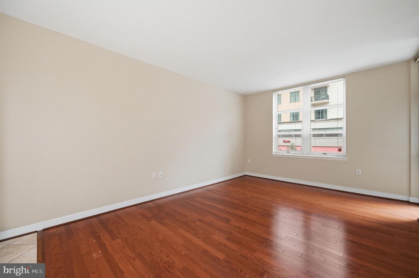 157 Fleet St #211 Property Photo 8