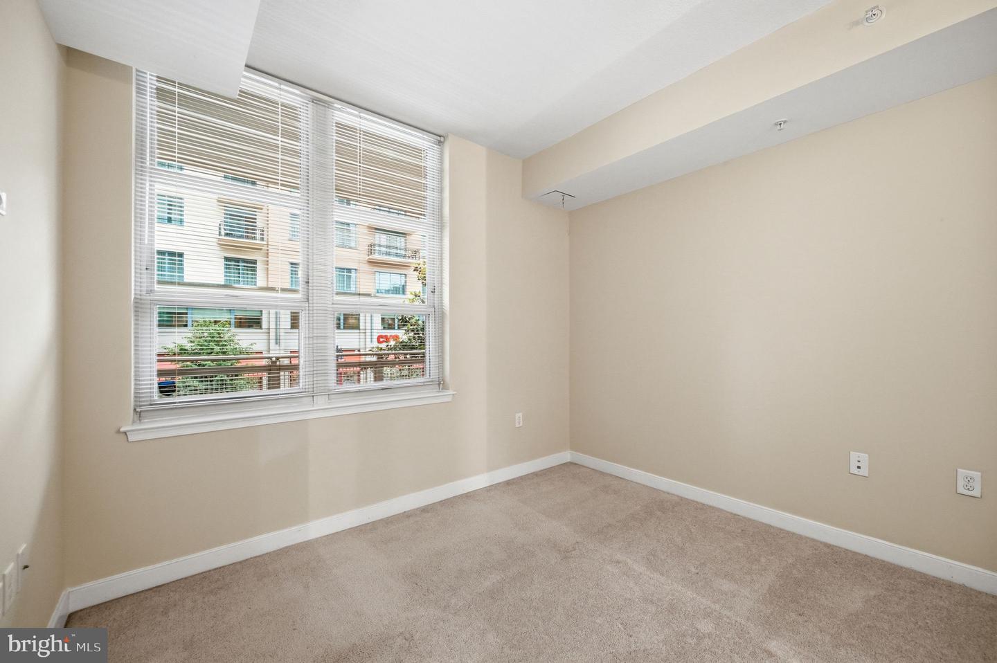 157 Fleet St #211 Property Photo 10