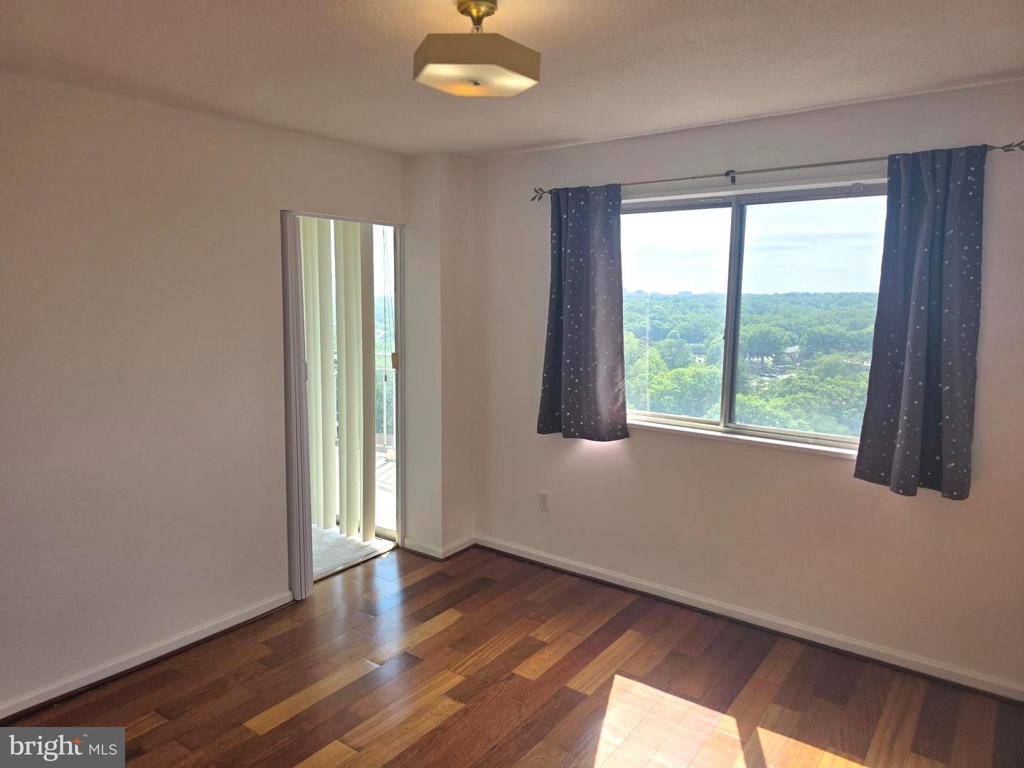 1836 Metzerott #1704 Property Photo 12