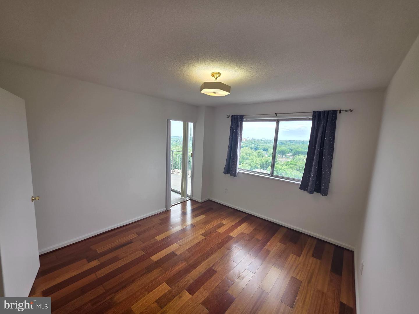 1836 Metzerott #1704 Property Photo 29