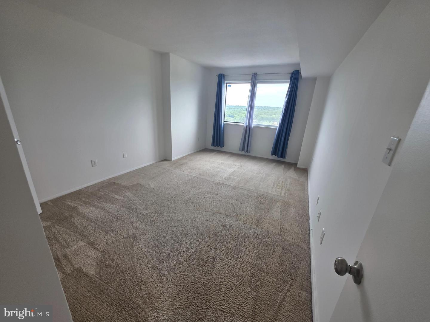 1836 Metzerott #1704 Property Photo 37
