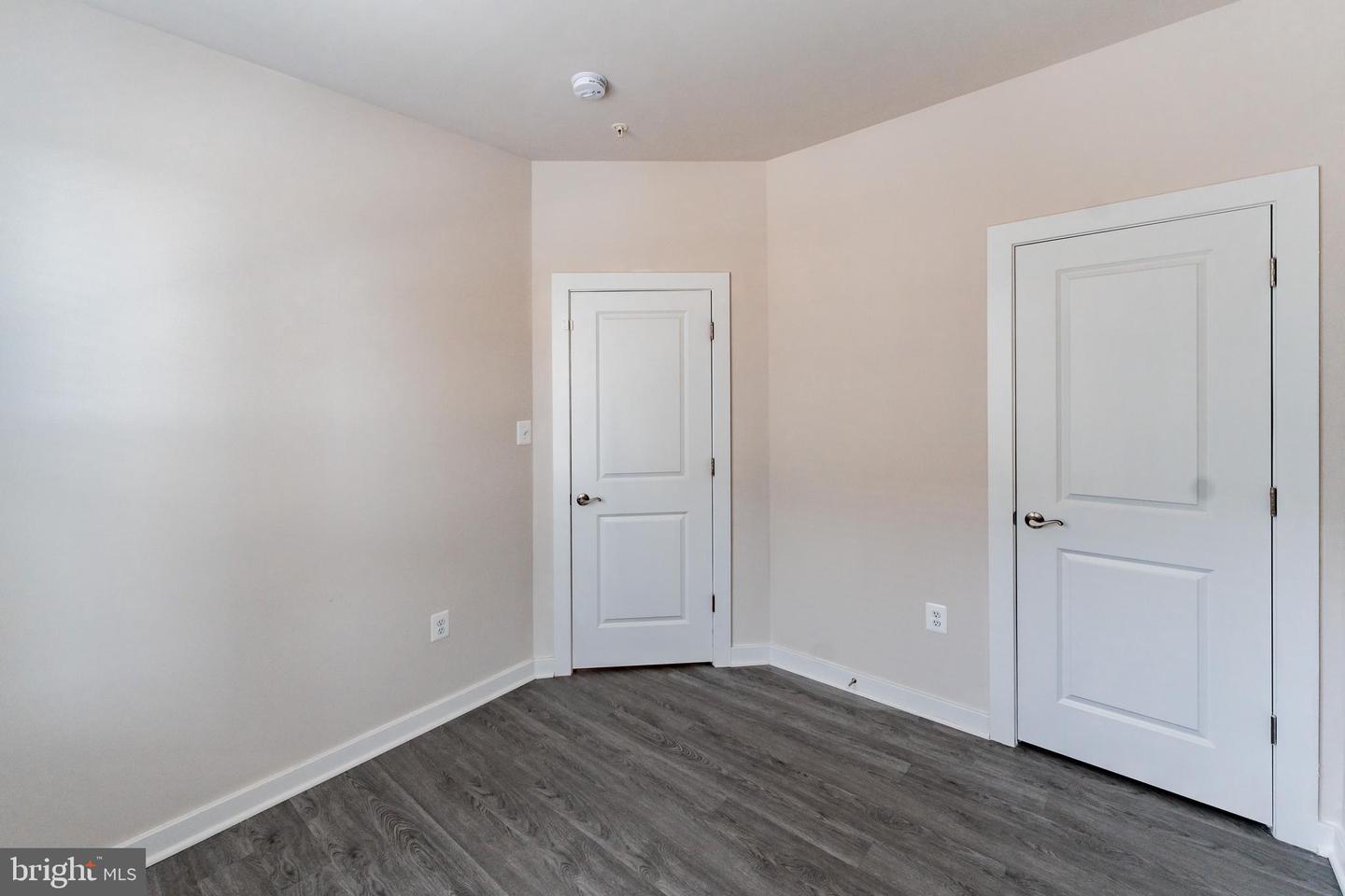 2503 Emerald Branch Dr Property Photo 6