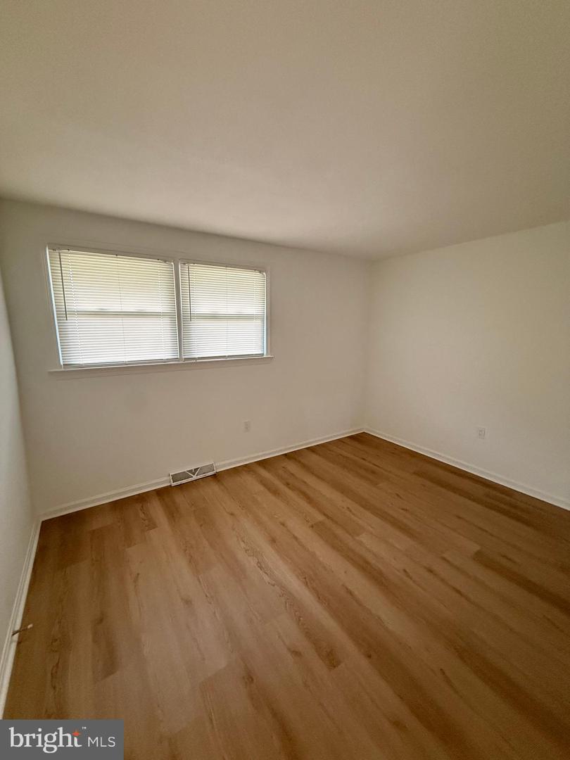 7610 Harpers Dr Property Photo 16
