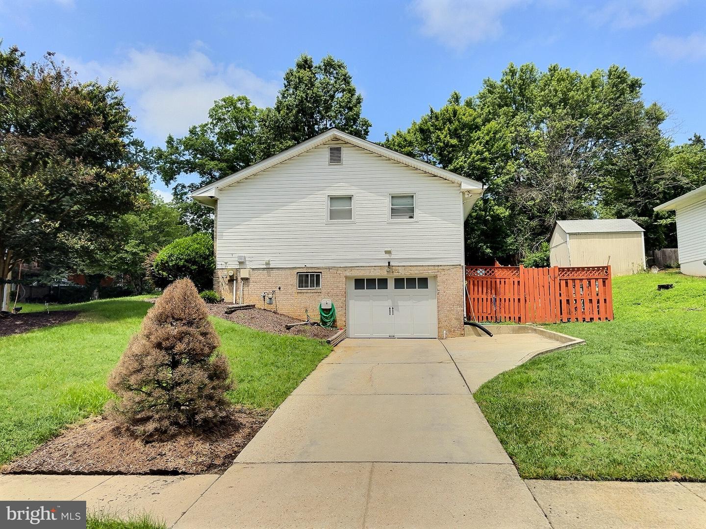7610 Harpers Dr Property Photo 35