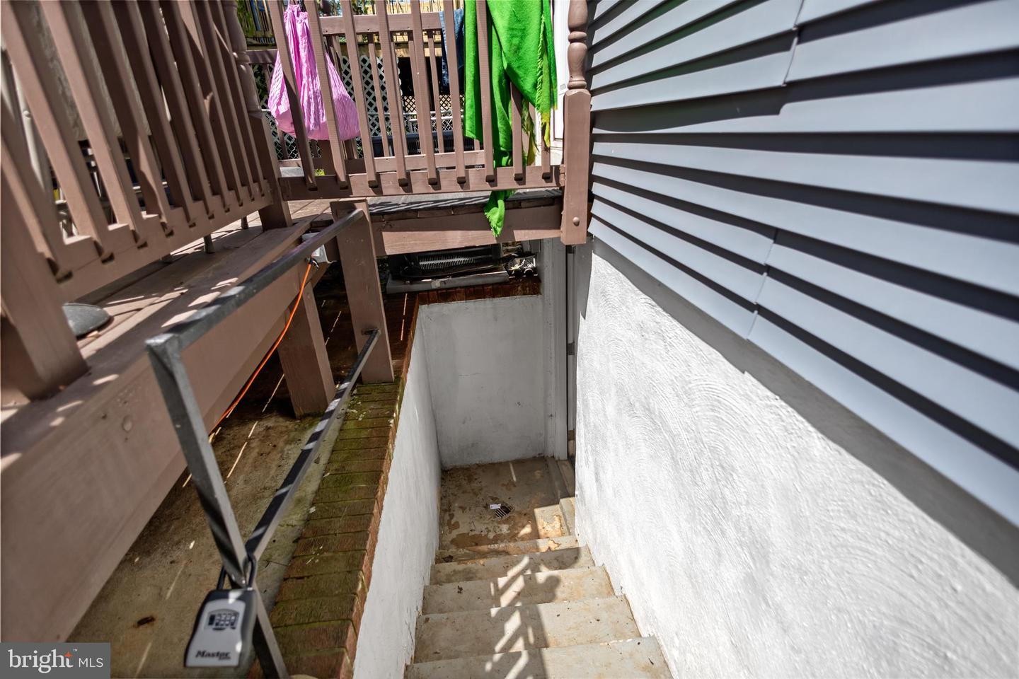 9217 3rd St Property Photo 19