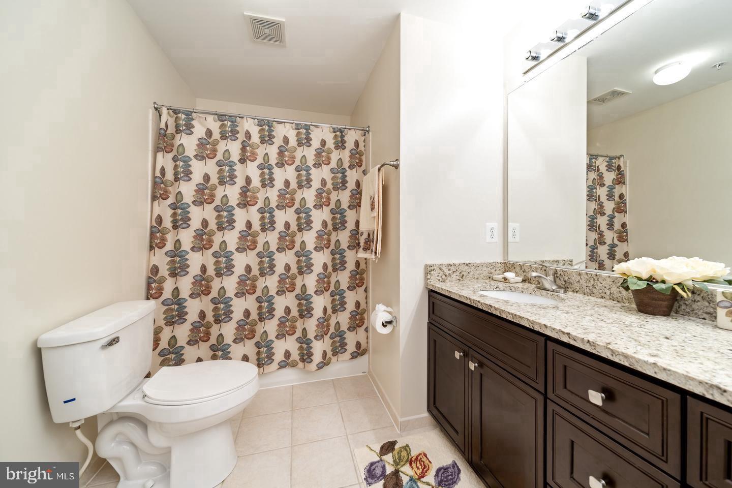 10807 Glenshire Dr Property Photo 31