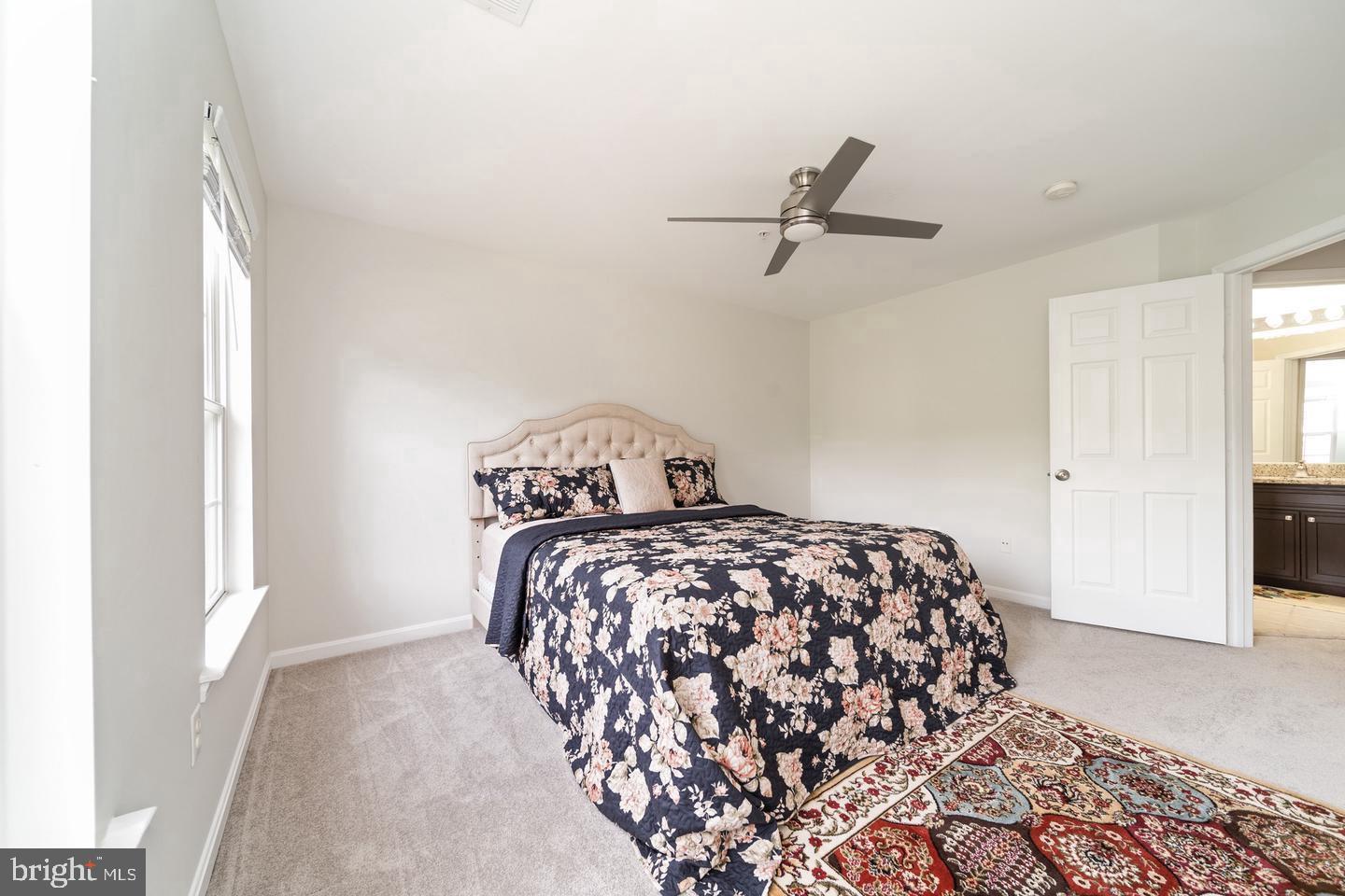 10807 Glenshire Dr Property Photo 34
