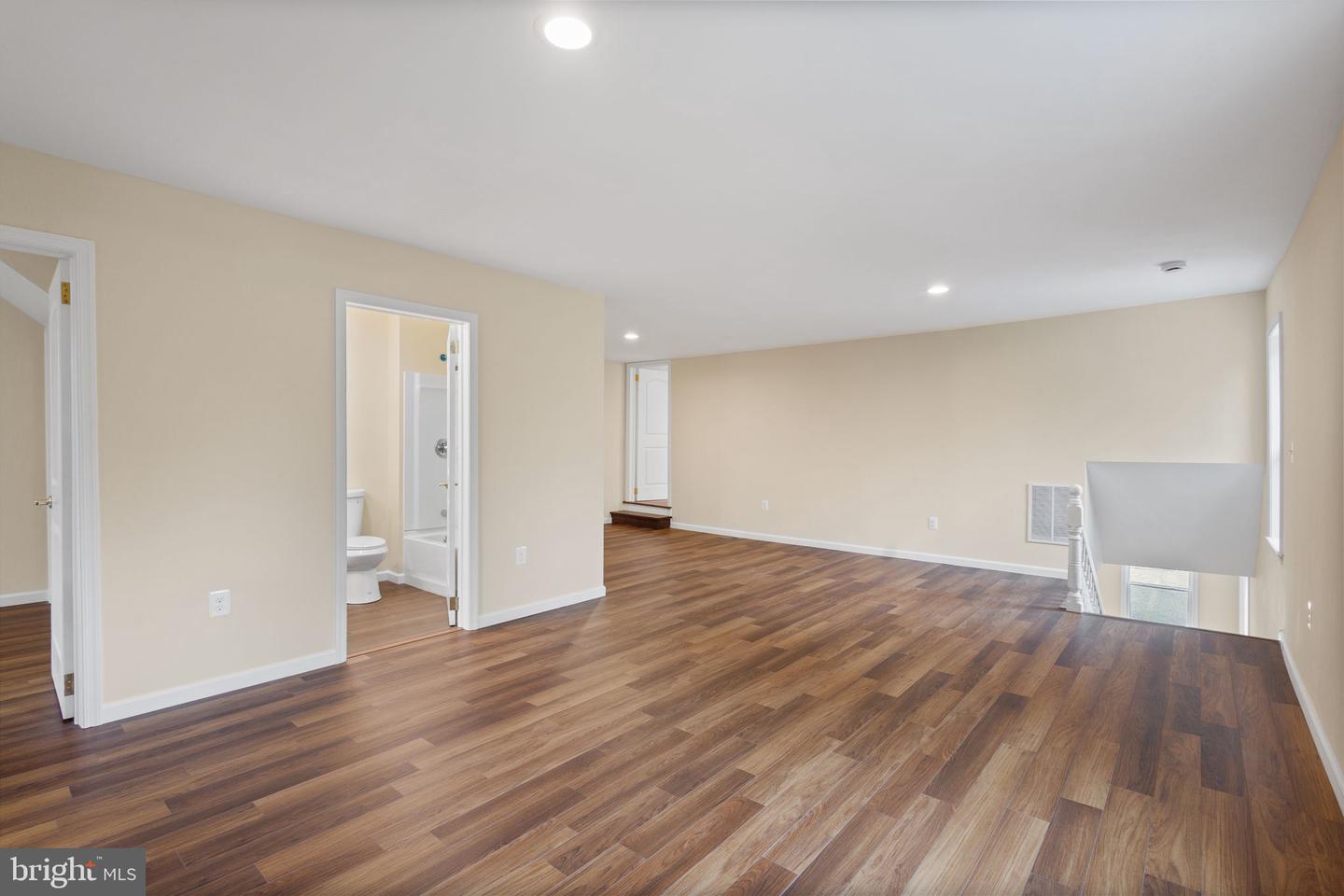 8519 Chestnut Ave Property Photo 35