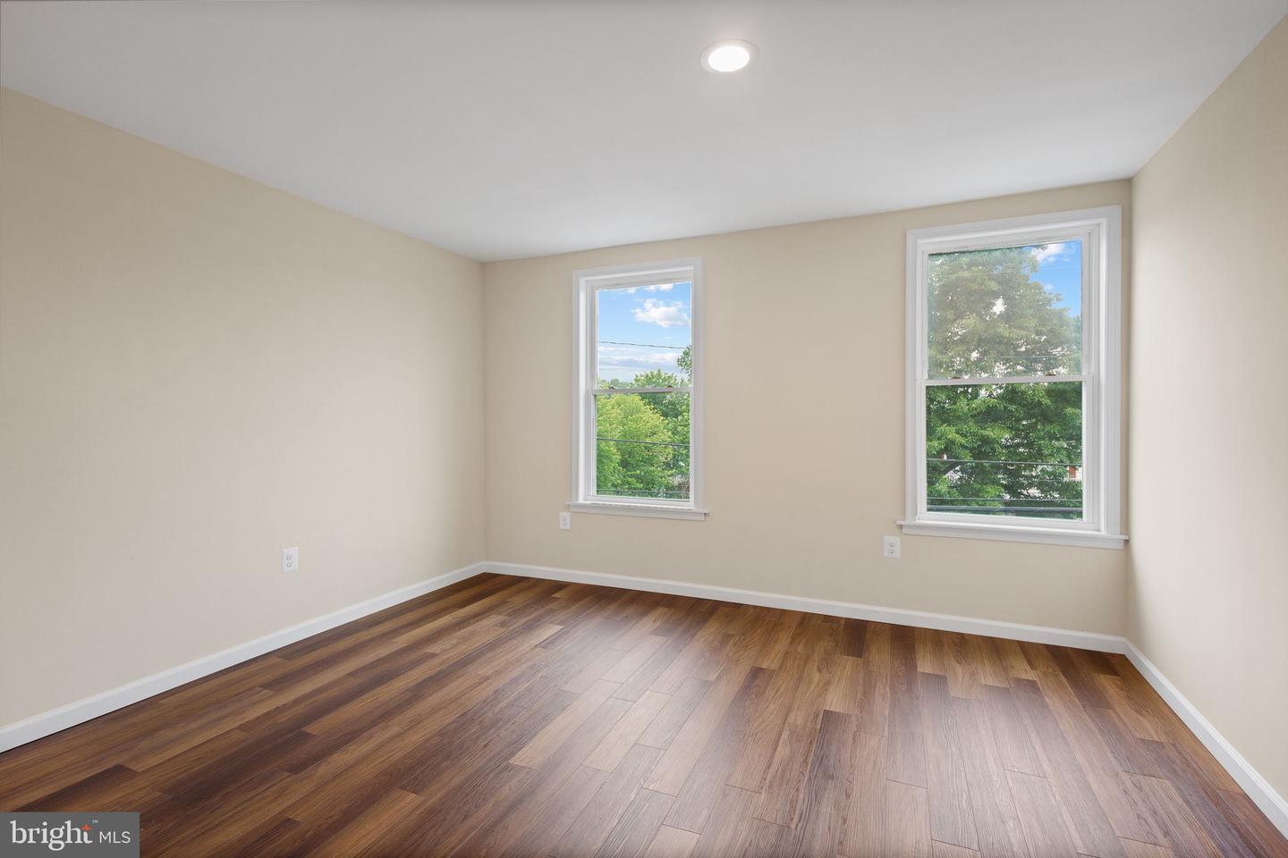 8519 Chestnut Ave Property Photo 36