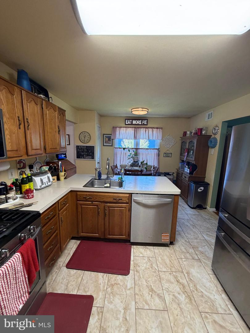 3901 Hudee Dr Property Photo 7
