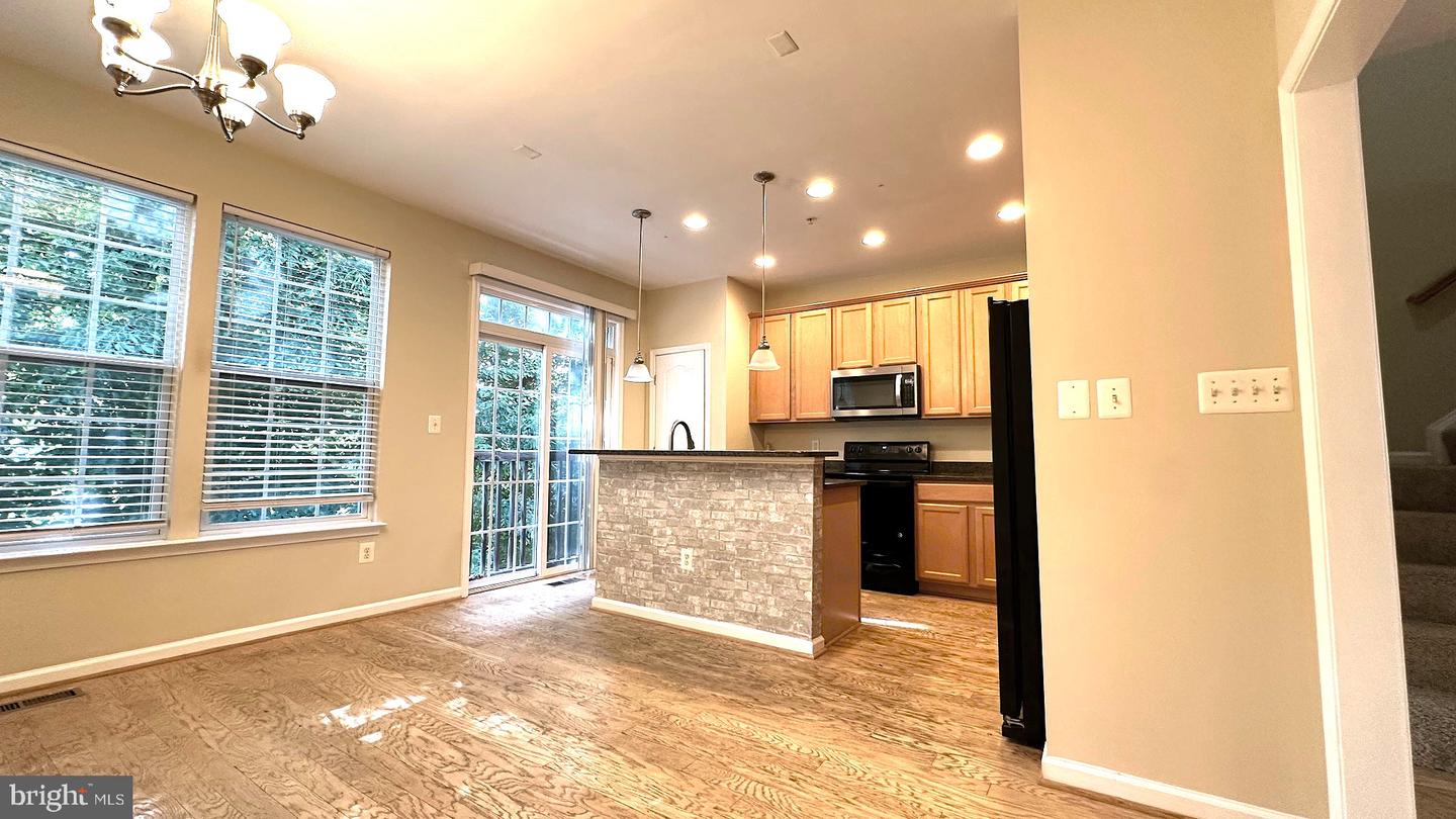 522 Tailgate Ter Property Photo 12