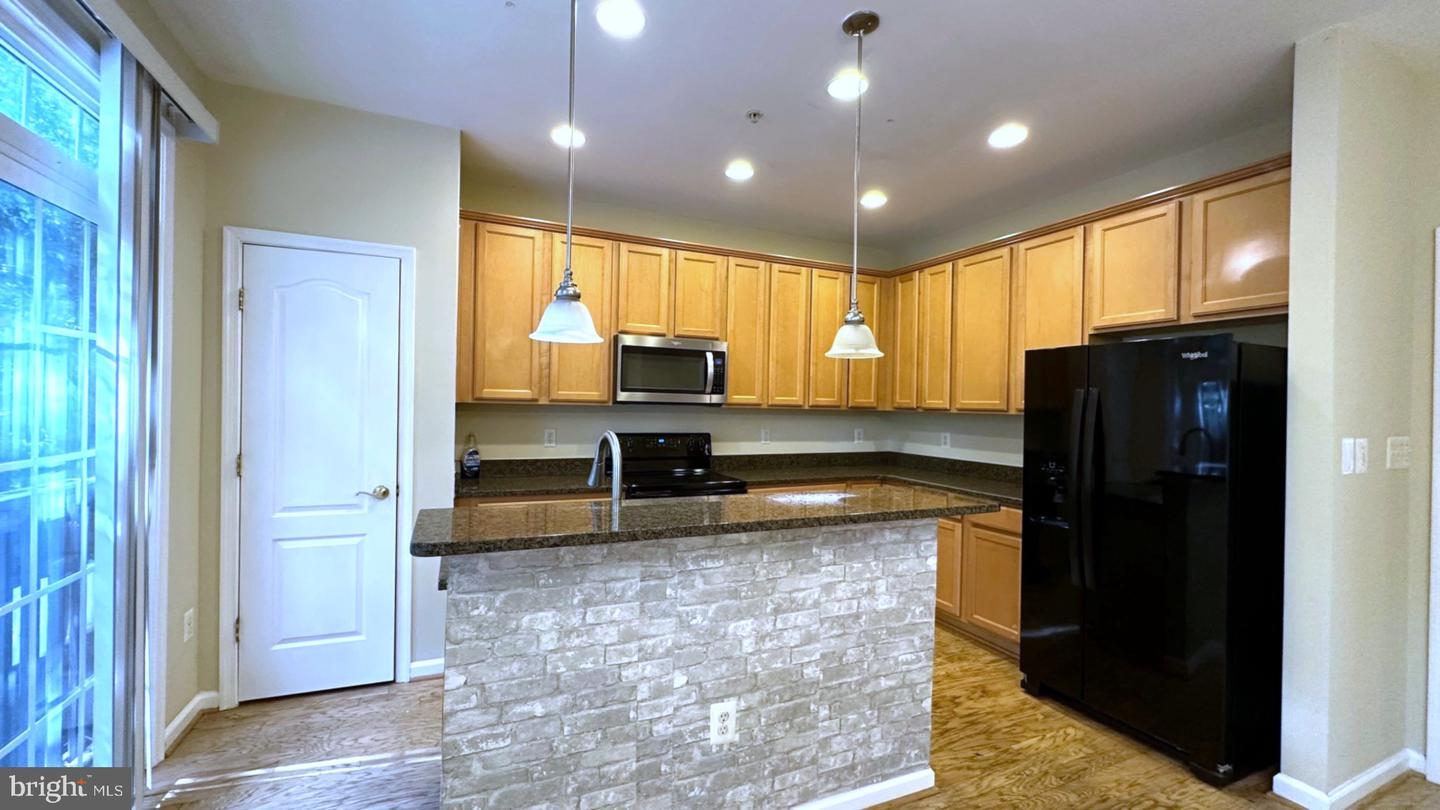 522 Tailgate Ter Property Photo 15