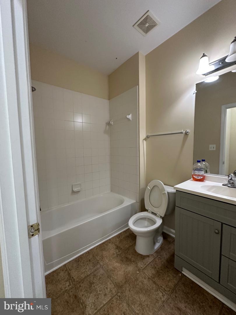 522 Tailgate Ter Property Photo 26