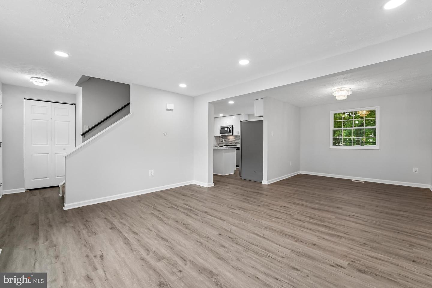 14026 Briarwood Dr Property Photo 10