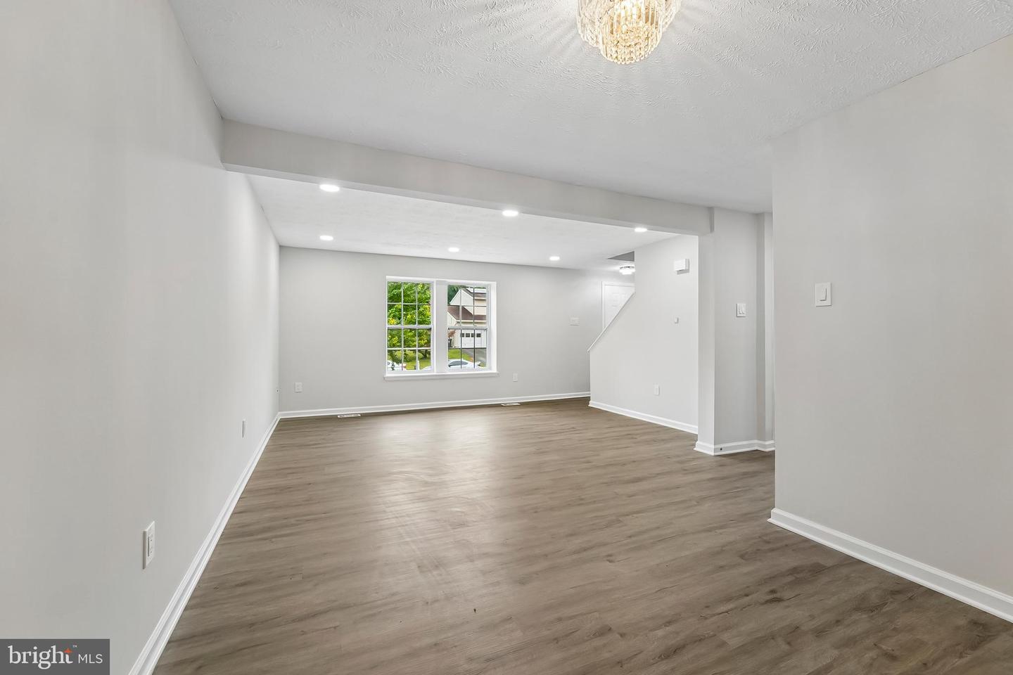 14026 Briarwood Dr Property Photo 13