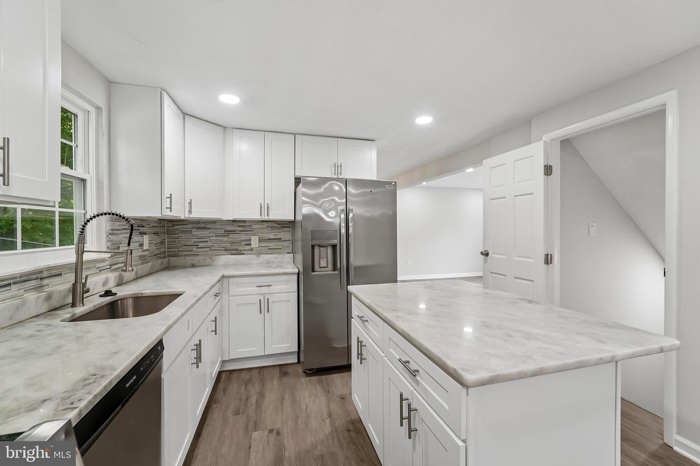 14026 Briarwood Dr Property Photo 16