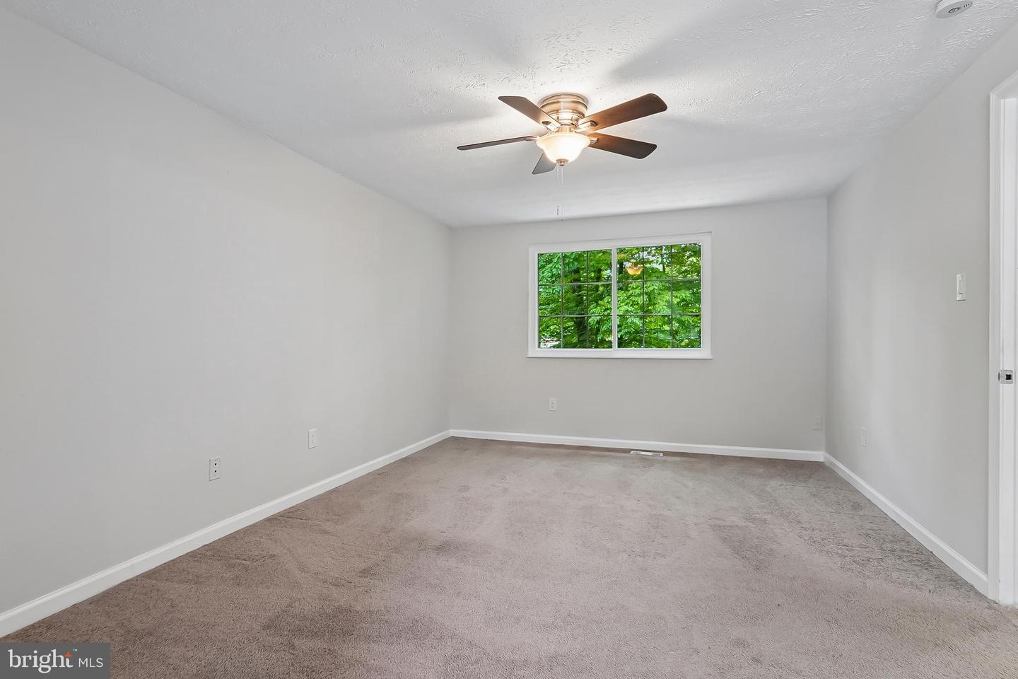 14026 Briarwood Dr Property Photo 23