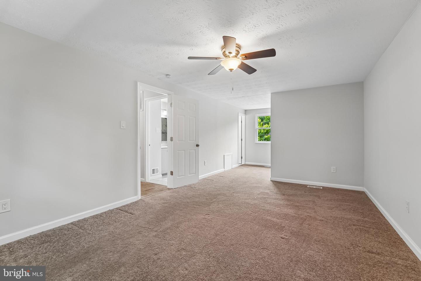 14026 Briarwood Dr Property Photo 24