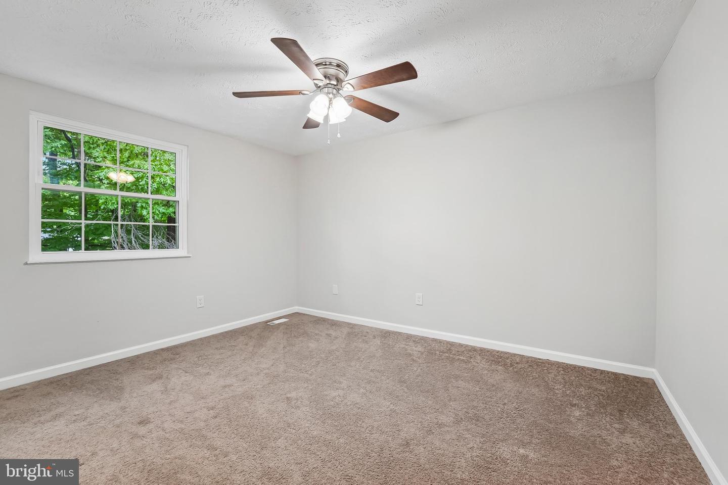 14026 Briarwood Dr Property Photo 27