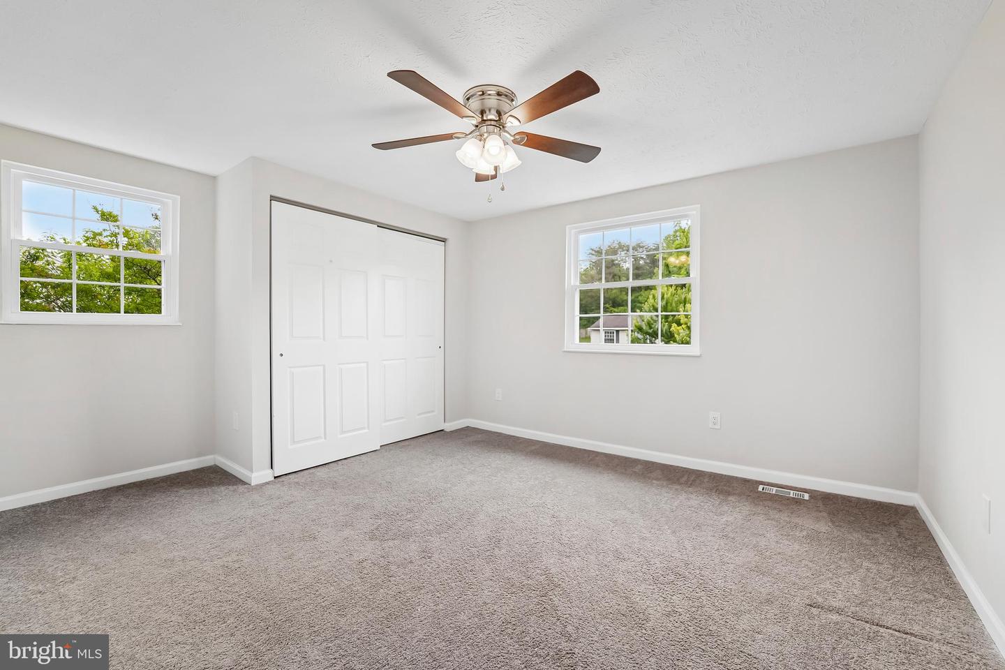 14026 Briarwood Dr Property Photo 29