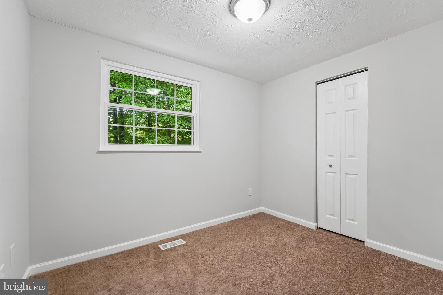 14026 Briarwood Dr Property Photo 31