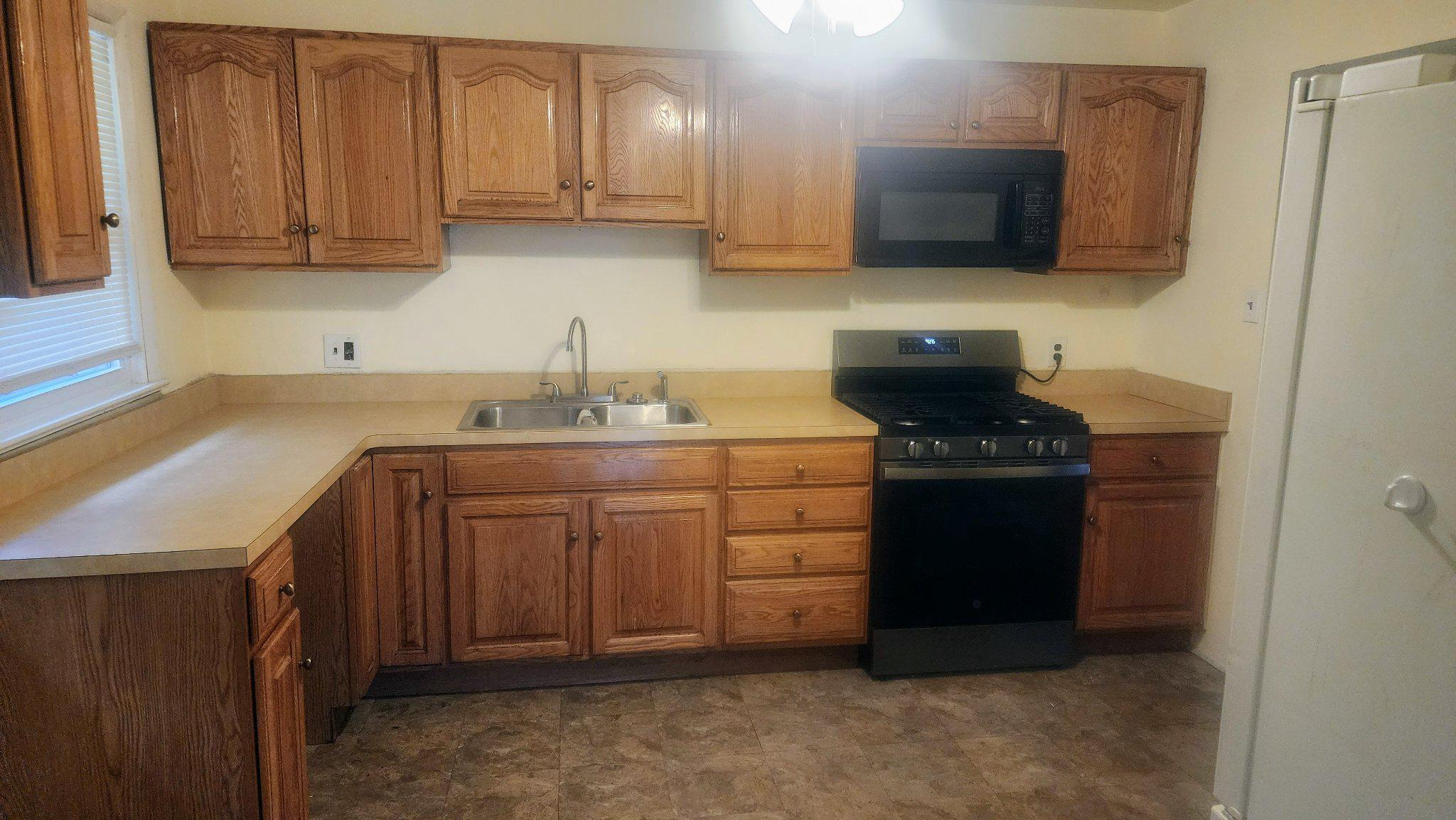 7612 Moores Rd Property Photo 7