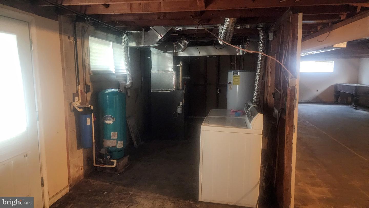 7612 Moores Rd Property Photo 15