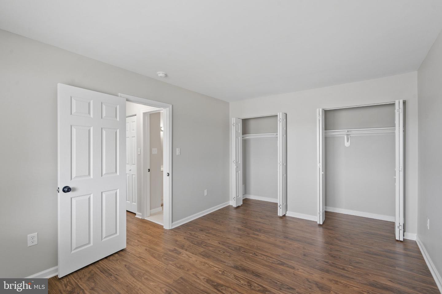 5402 85th Ave #202 Property Photo 17